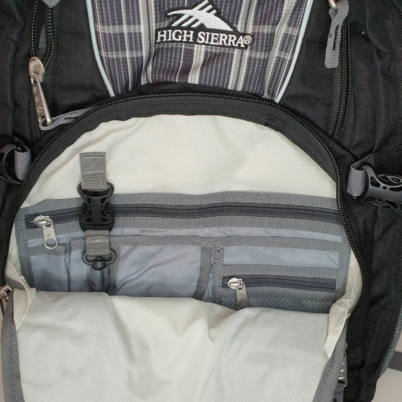 High Sierra Swerve Laptop Backpack NWT - Picture 9 of 14